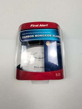 First Alert CO400 Battery-Powered Carbon Monoxide Alarm